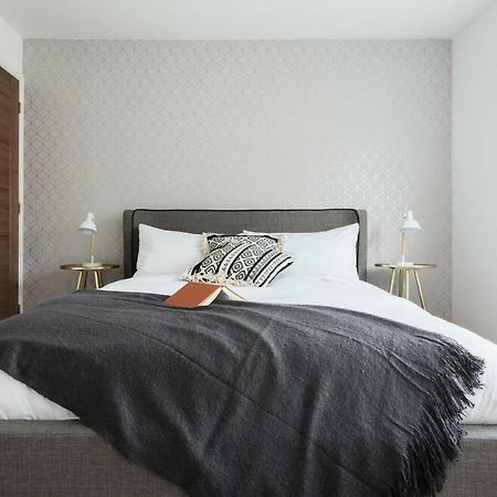 דירות אוקספורד The Century Chalet - Contemporary 2Bdr Townhouse With Parking מראה חיצוני תמונה